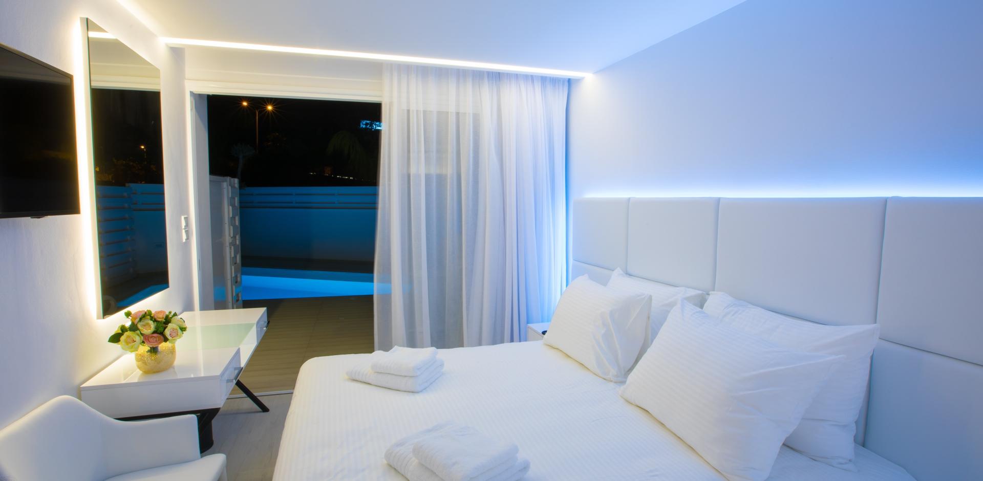 Napa Suites