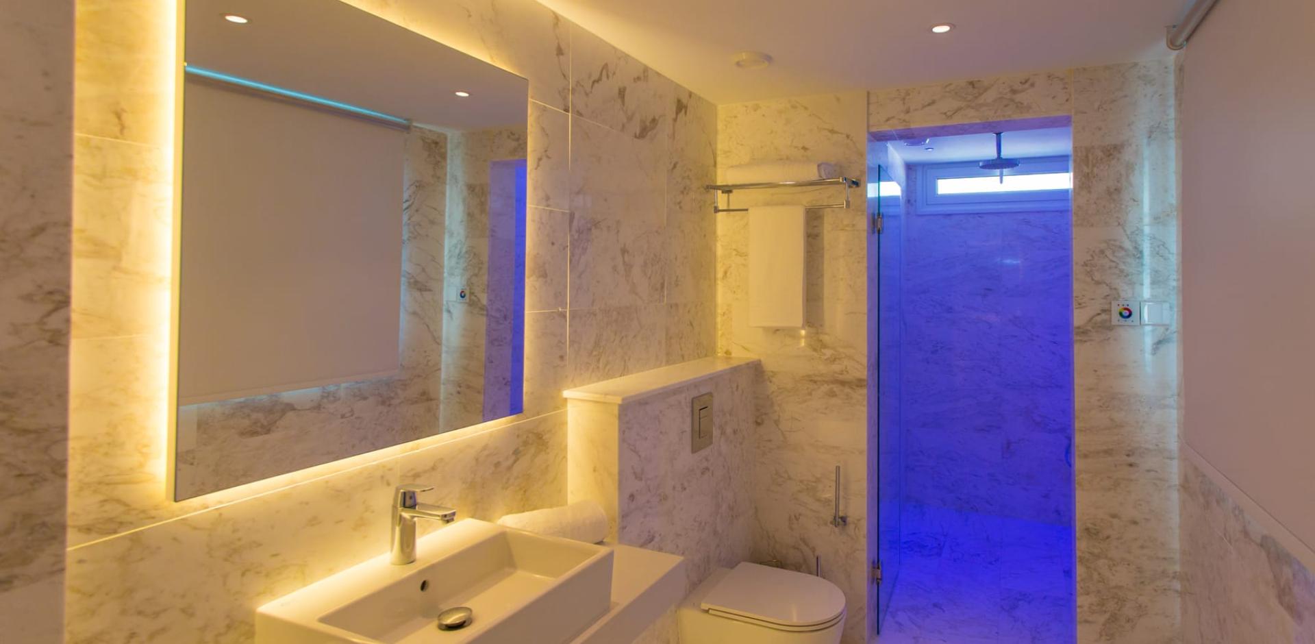 Napa Suites