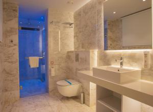 BATHROOM DESIGN