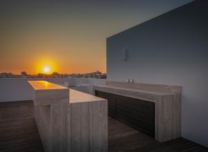 roof bar 