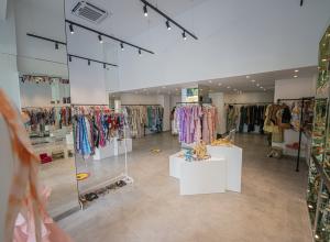 MINT BOUTIQUE 