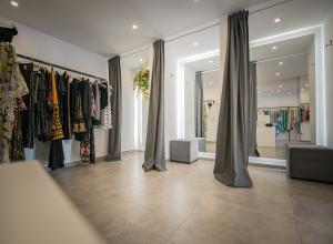 MINT BOUTIQUE 
